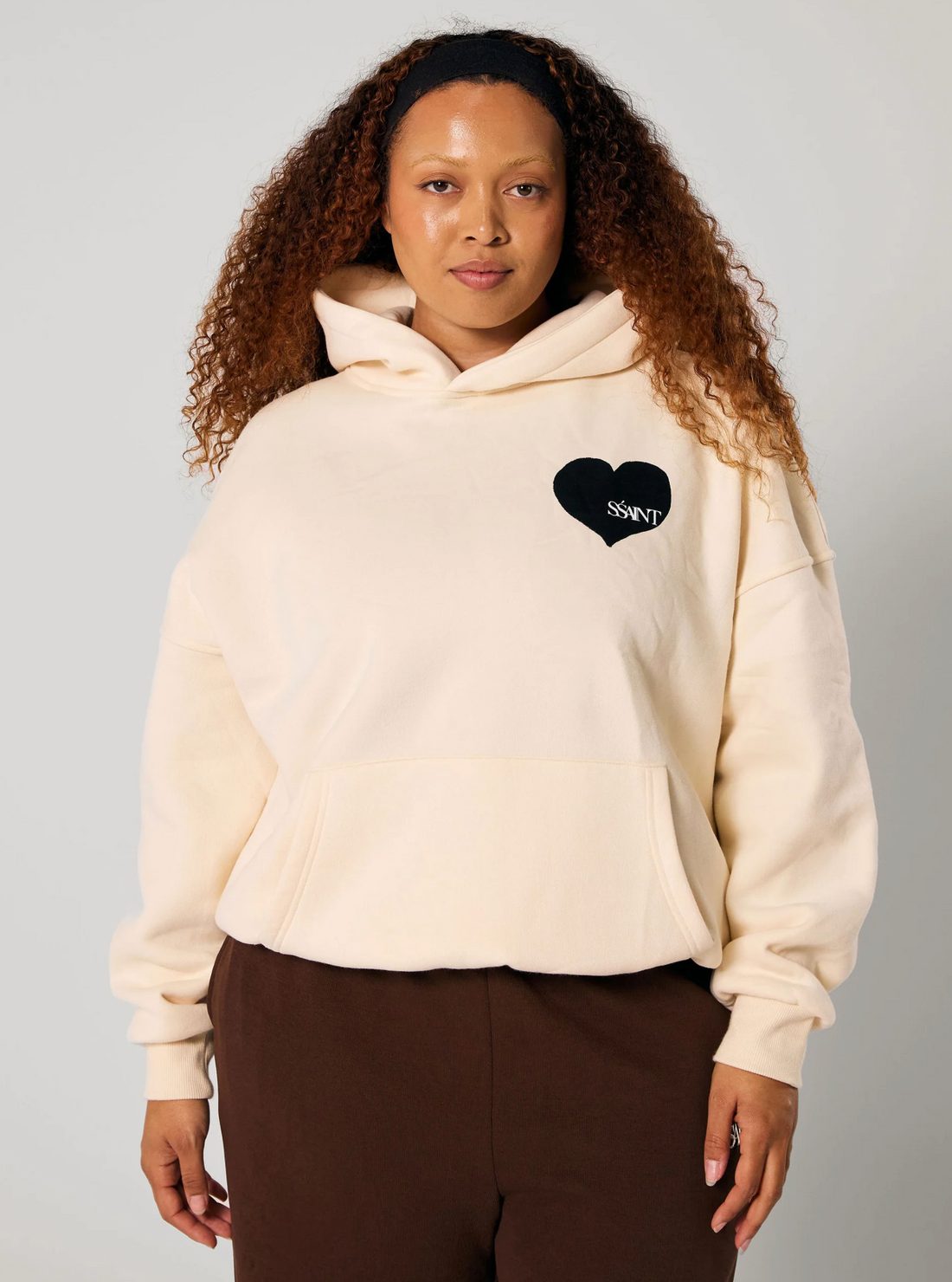 SŚAINT Butter Heart Hoodie - Butter