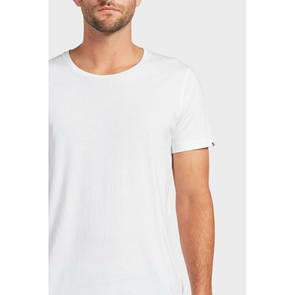 The Academy Brand Acad Basic Crew - White