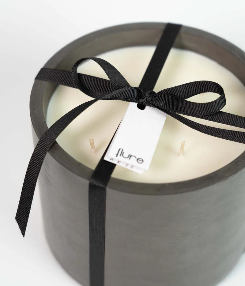 Flure - LIMITED EDITION - Sweet Baby Jesus 4 Wick Oversized Candle 1.1KG