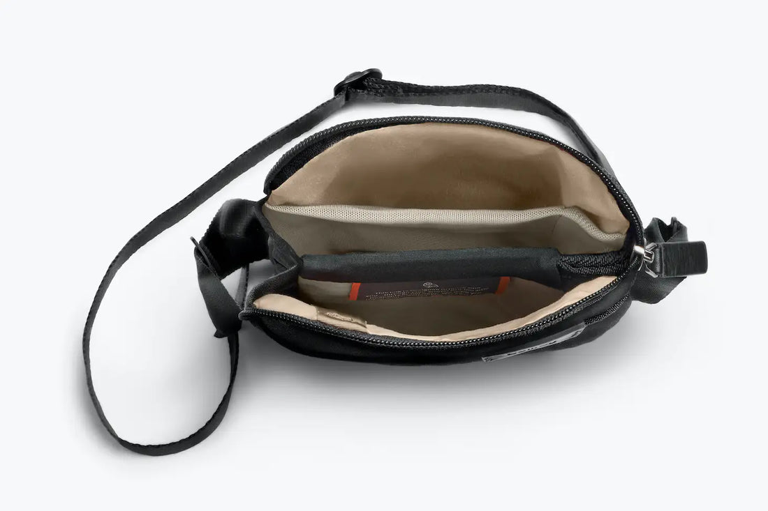 Bellroy City Pouch - Melbourne Black