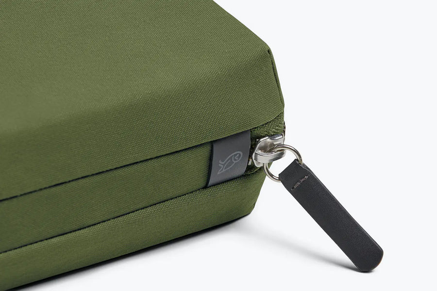 Bellroy Tech Kit - Ranger Green