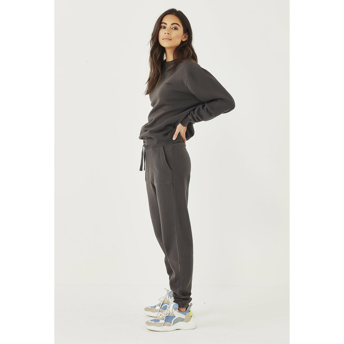 Remain Logo Trackpant - Aged Black